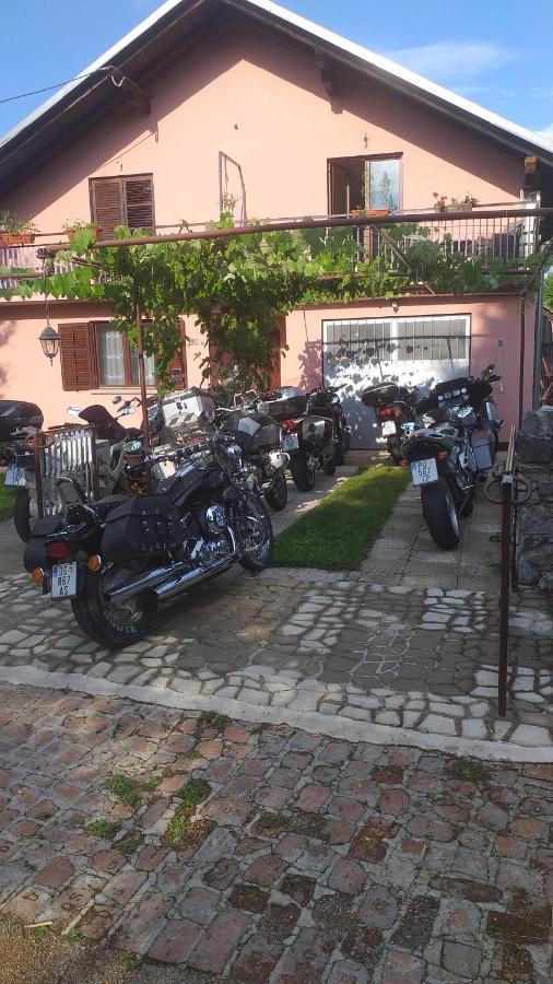 Apartamento Liammarco Plaški Exterior foto